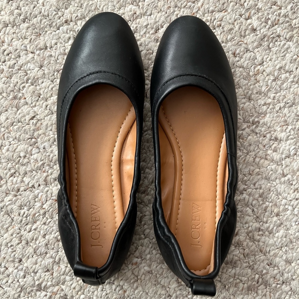 J.Crew Lizzie ballet flats. Buttery soft genuine leather. Worn once. Runs small.